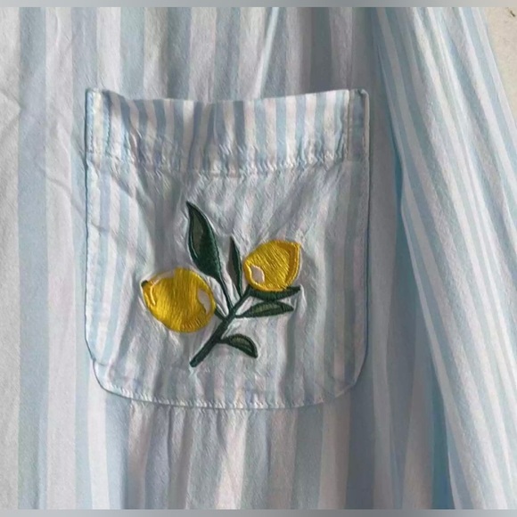 Button down - Picture 5 of 5